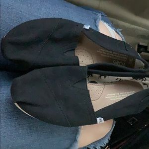 Toms shoes
